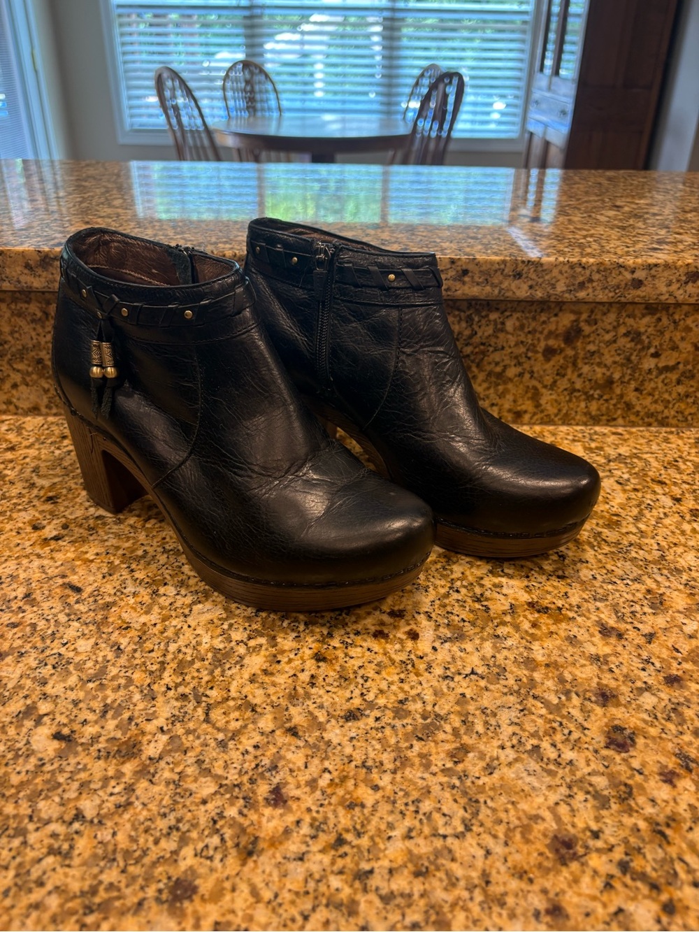 Dansko Dabney Black Leather High Heel Ankle Zip Boots Professional Style 40 US